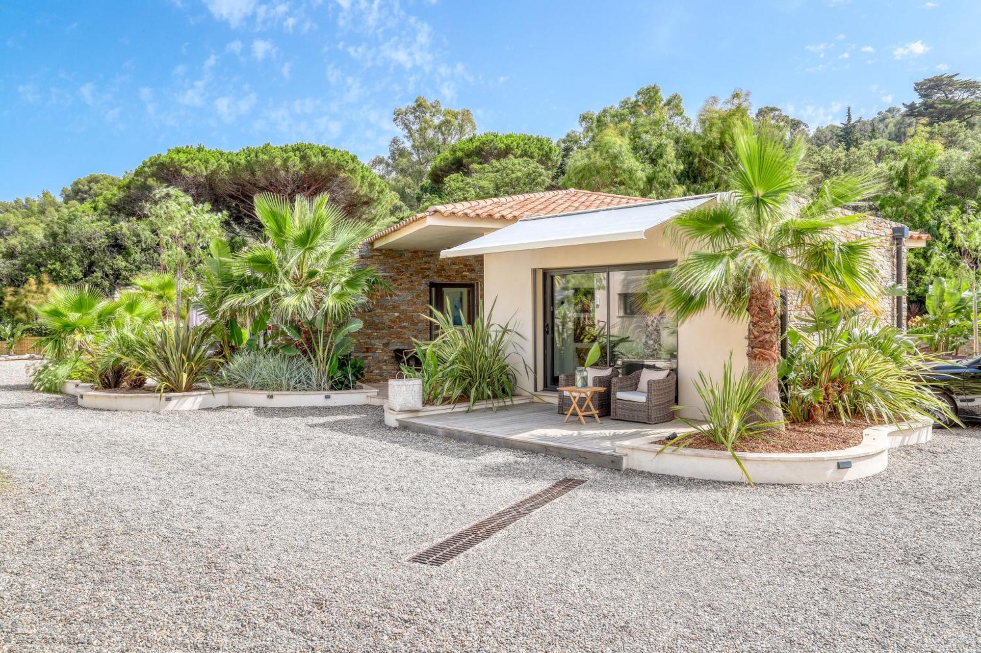 Akwabay - Les Villas Du Cap Le Lavandou Exterior photo