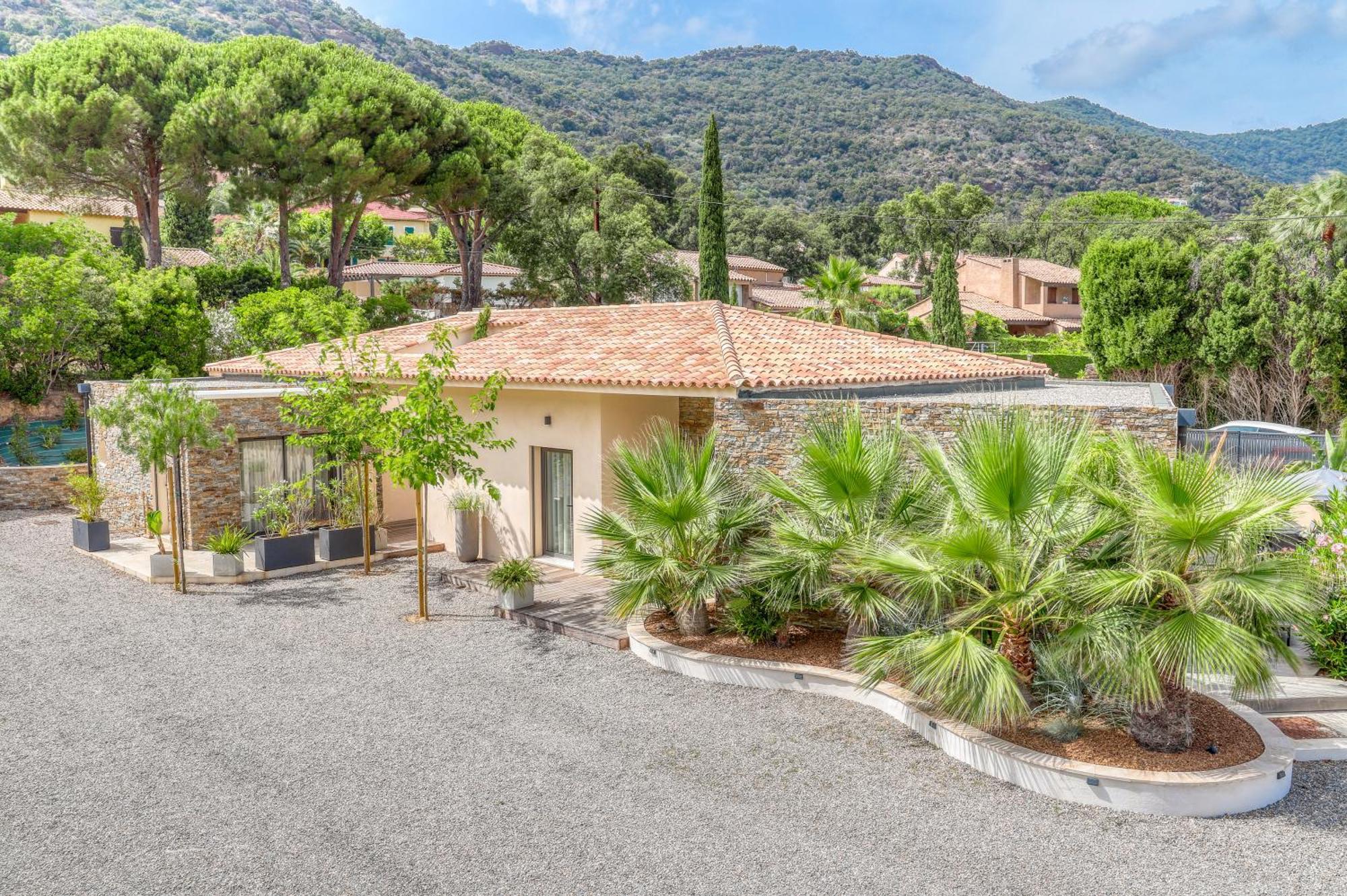 Akwabay - Les Villas Du Cap Le Lavandou Exterior photo