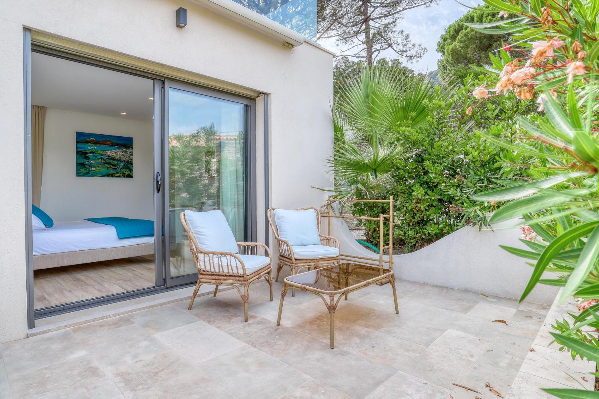 Akwabay - Les Villas Du Cap Le Lavandou Exterior photo
